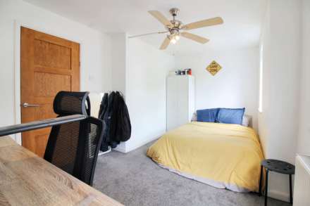 Palmer Avenue, Aylesbury, Image 15