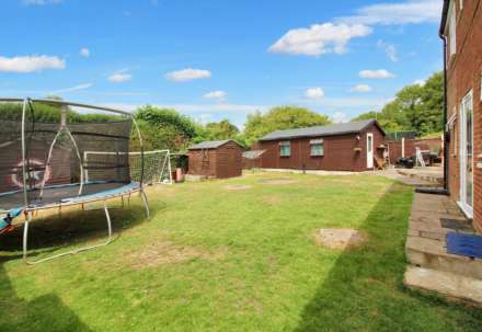 Palmer Avenue, Aylesbury, Image 4
