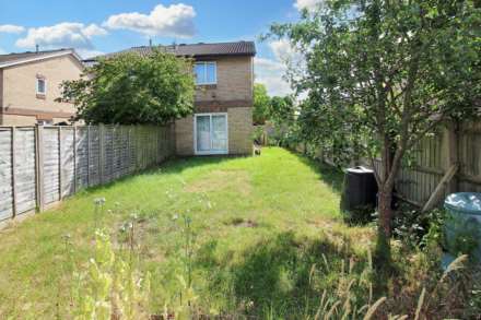 Lander Road, Aylesbury, Image 4