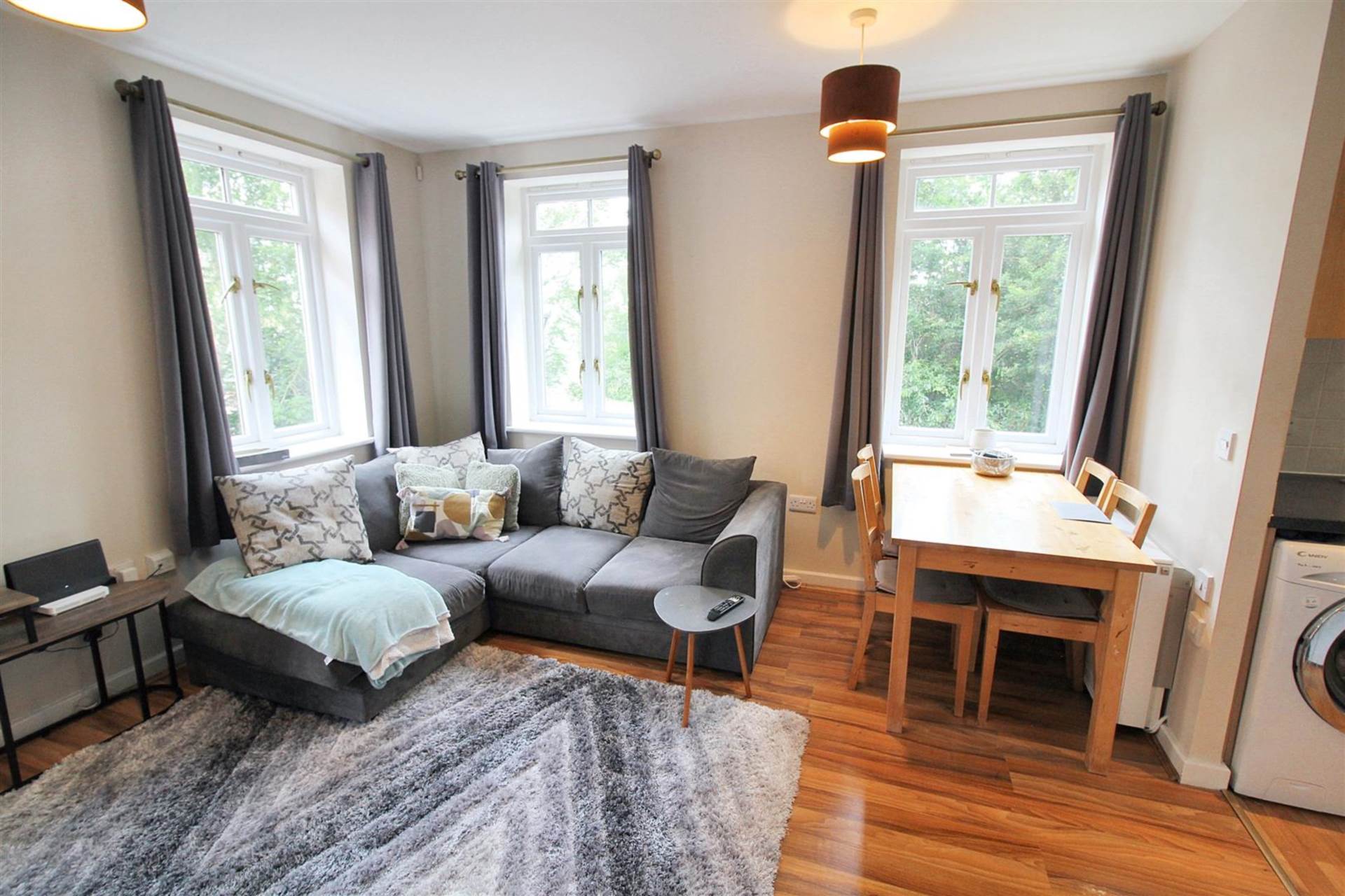 Mere Court, Pine Street, Image 6