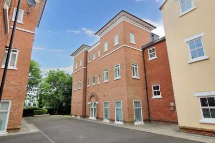 Mere Court, Pine Street, Image 9