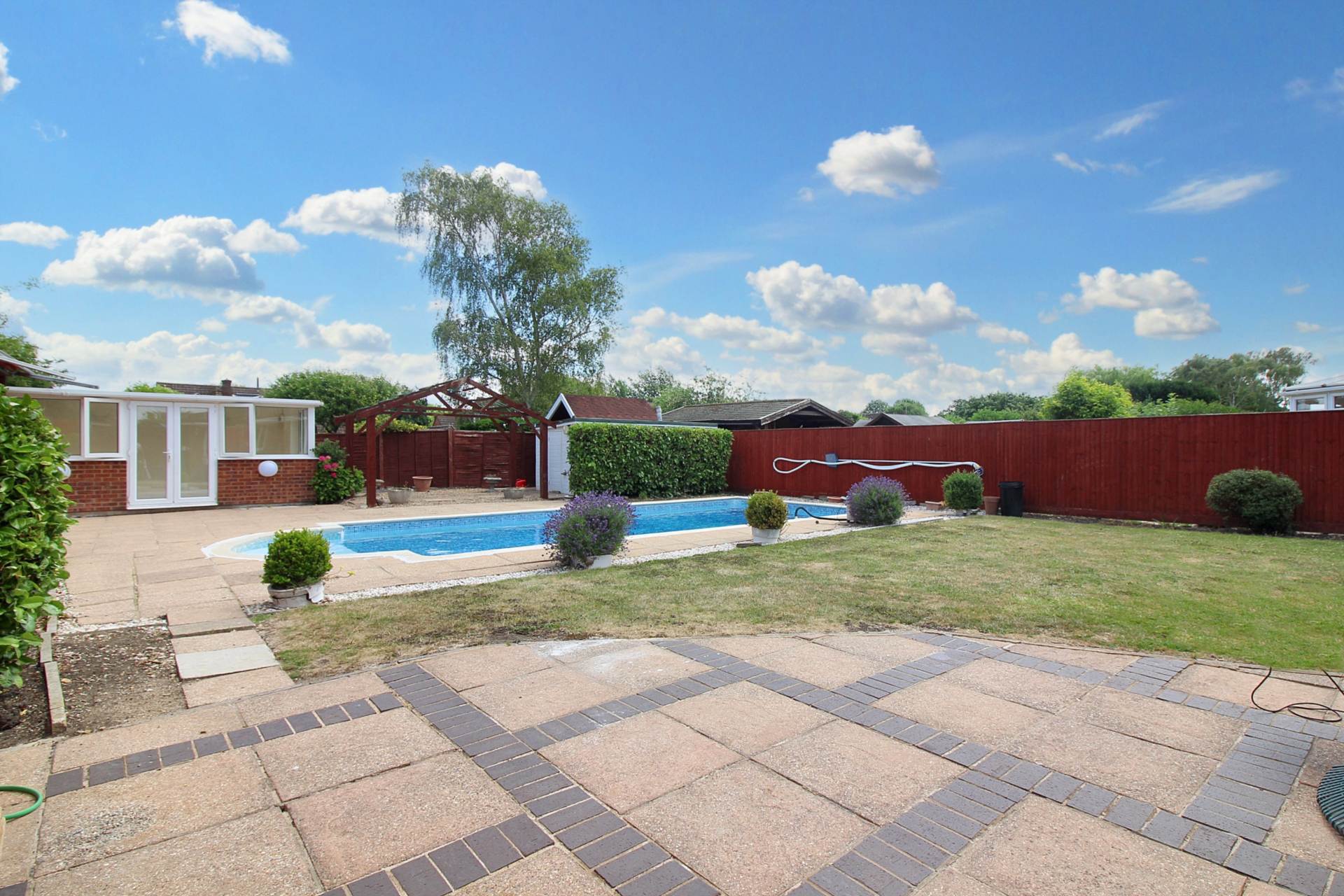 Middle Road, Aylesbury, Image 4