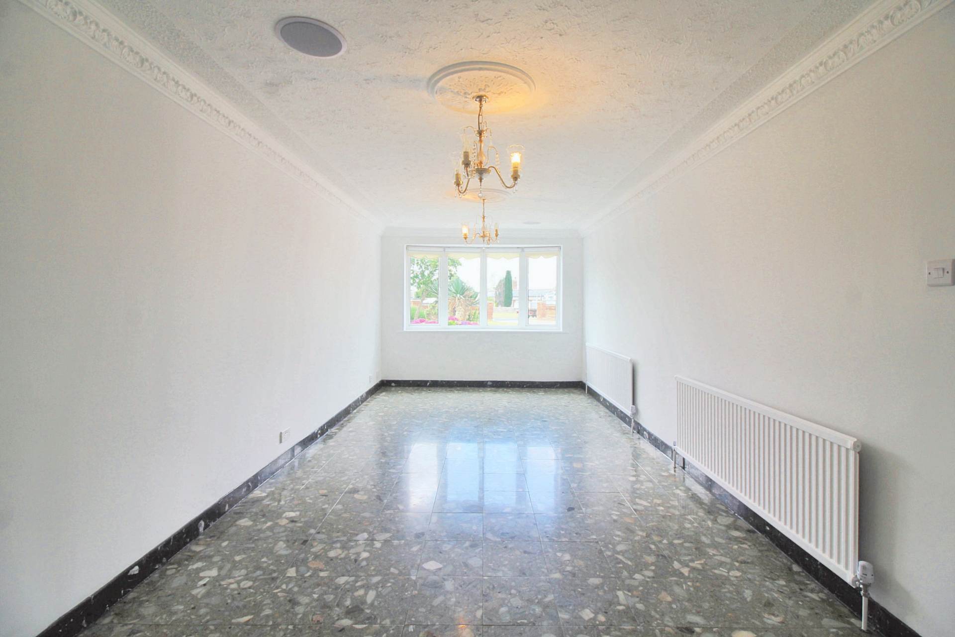 Middle Road, Aylesbury, Image 8