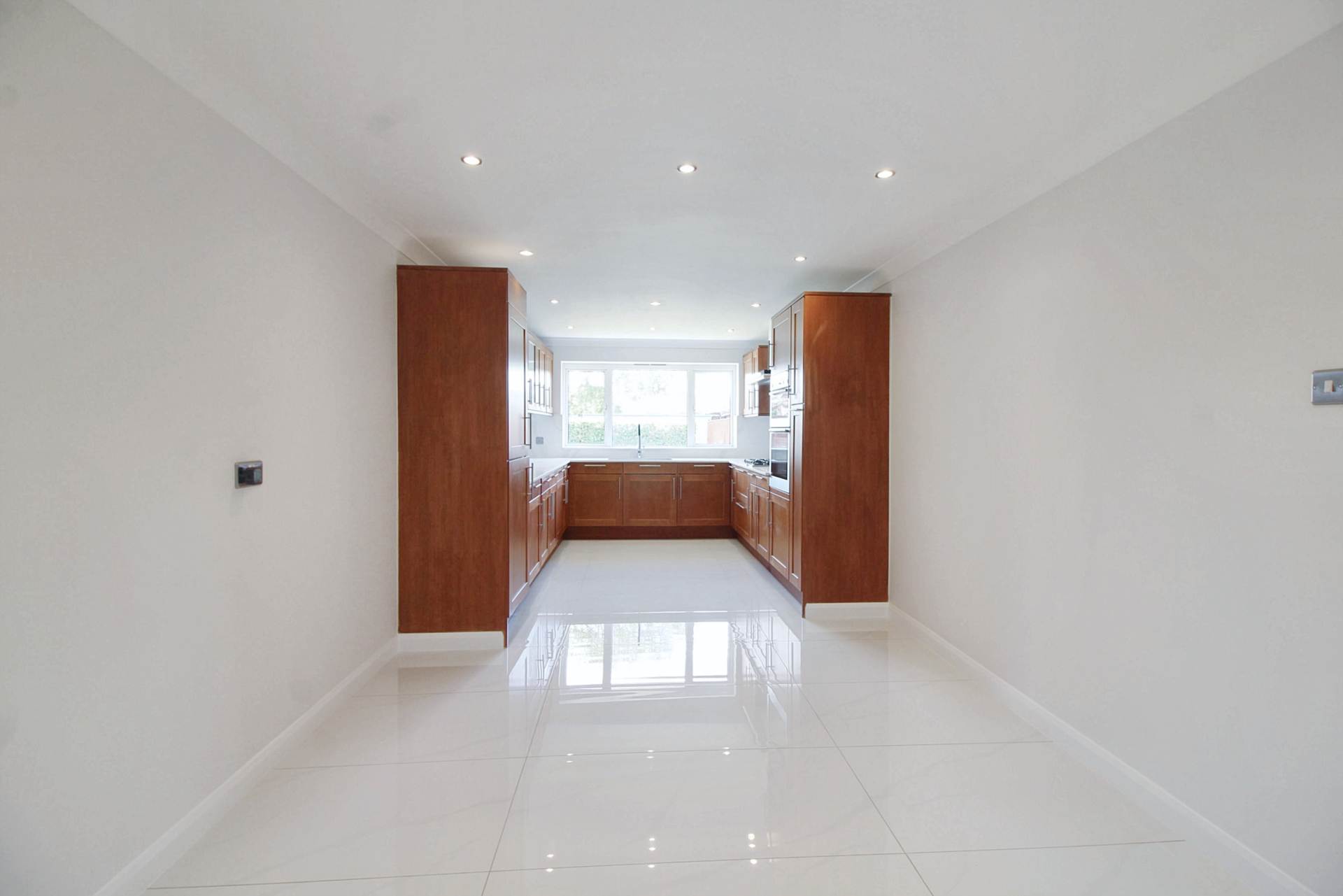 Middle Road, Aylesbury, Image 9