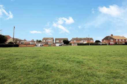 Middle Road, Aylesbury, Image 13