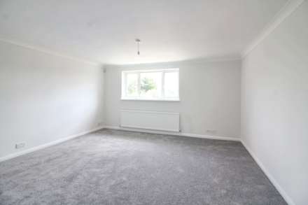 Middle Road, Aylesbury, Image 14