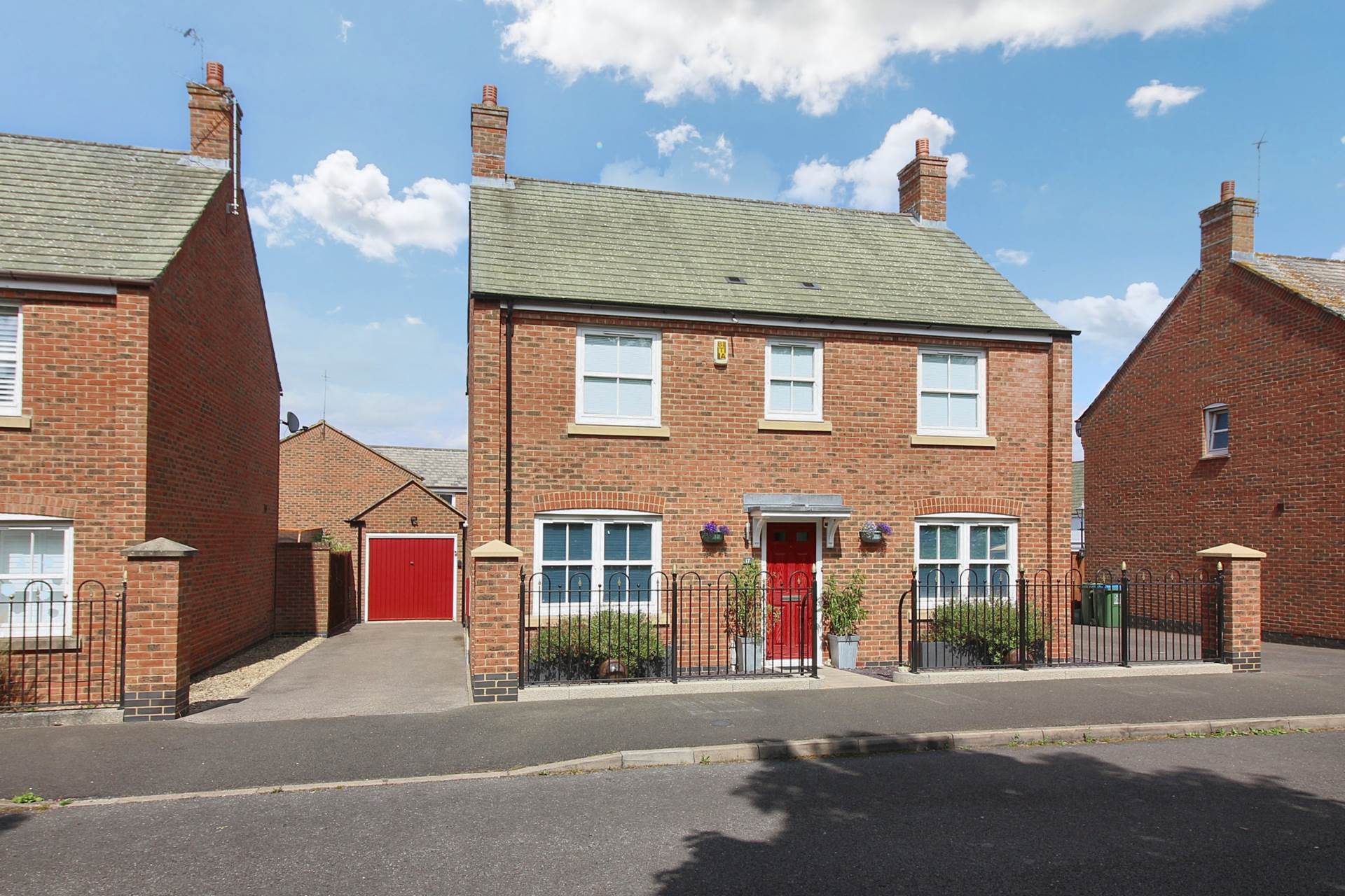 Cooks Road, Aylesbury, Image 1