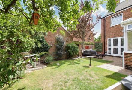 Cooks Road, Aylesbury, Image 15
