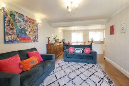 Castle Court, Aylesbury, Image 2