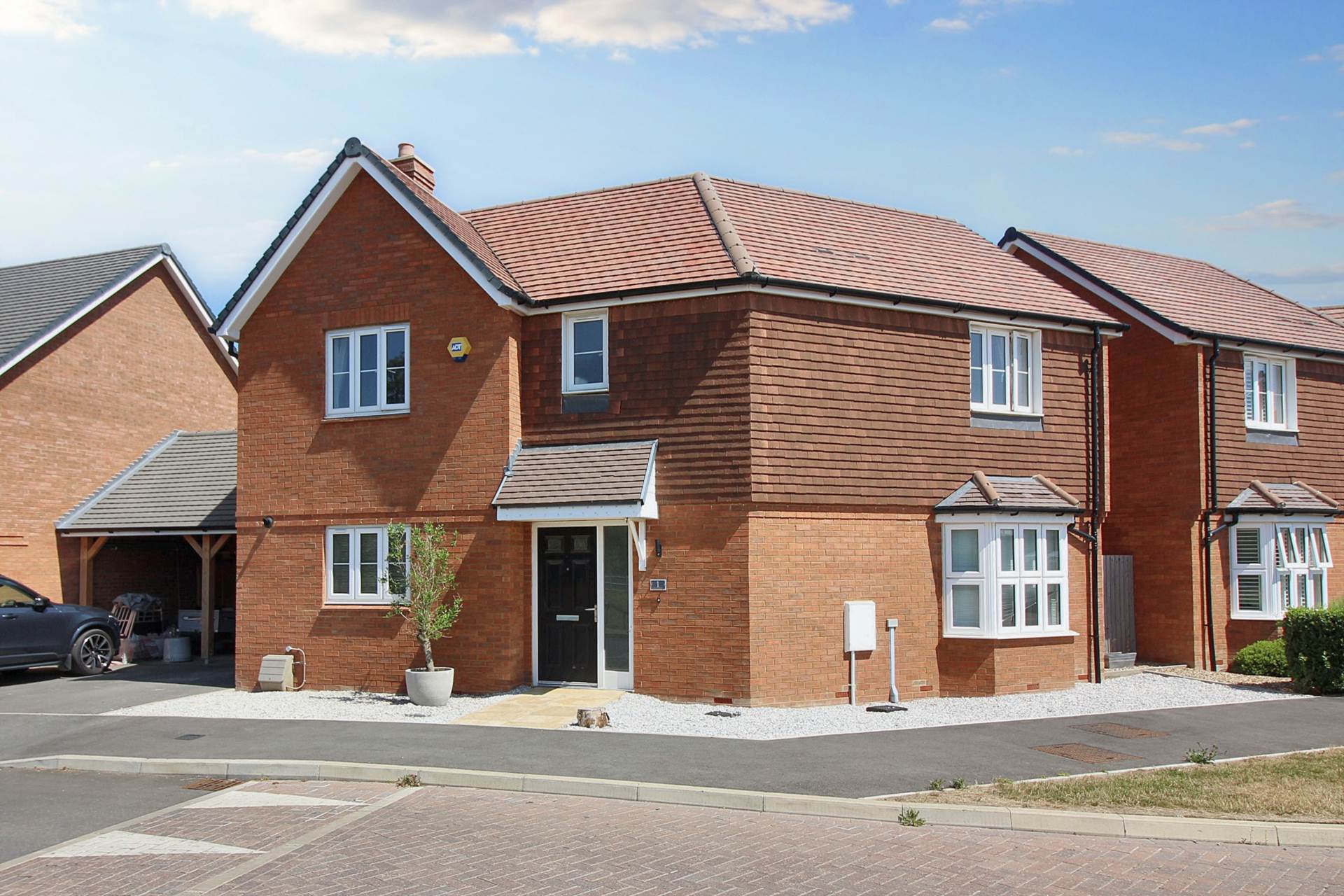 Charles Kidnee Way, Stoke Mandeville, Image 1
