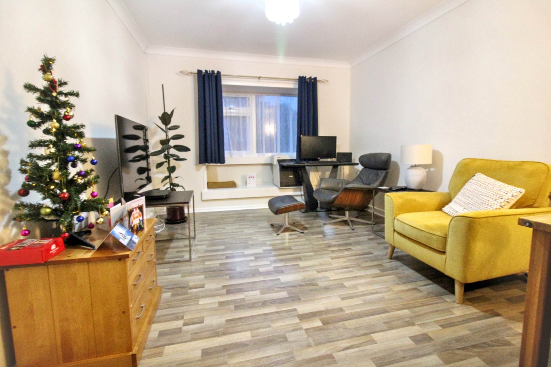 Abbot Ridge, Aylesbury, Image 2