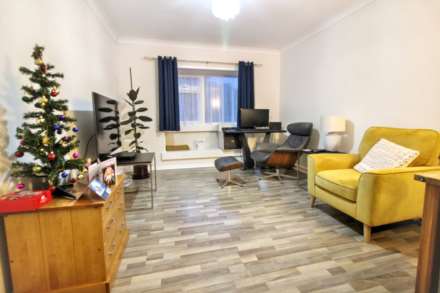 Abbot Ridge, Aylesbury, Image 2