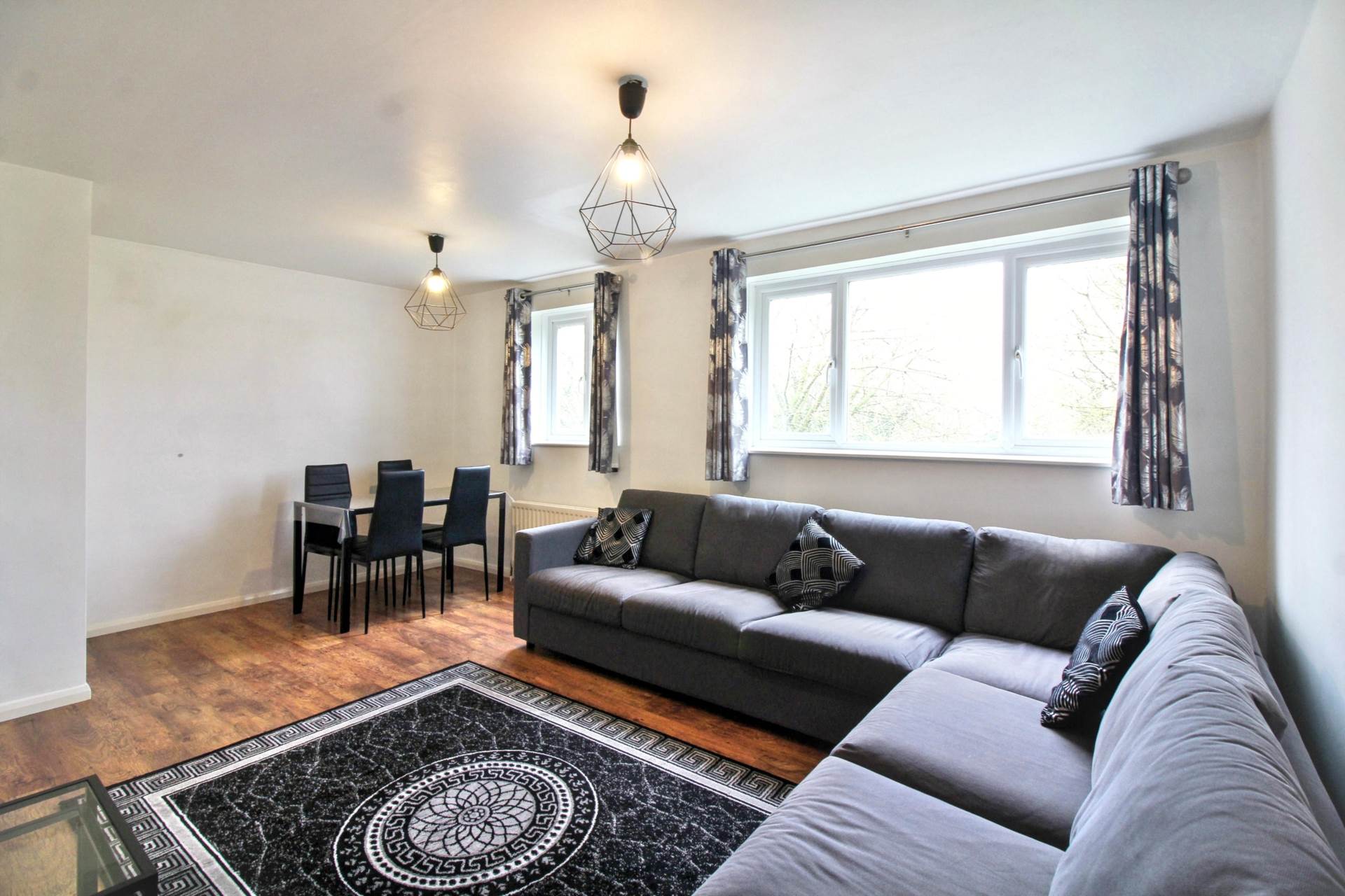 Lavric Road, Aylesbury, Image 4