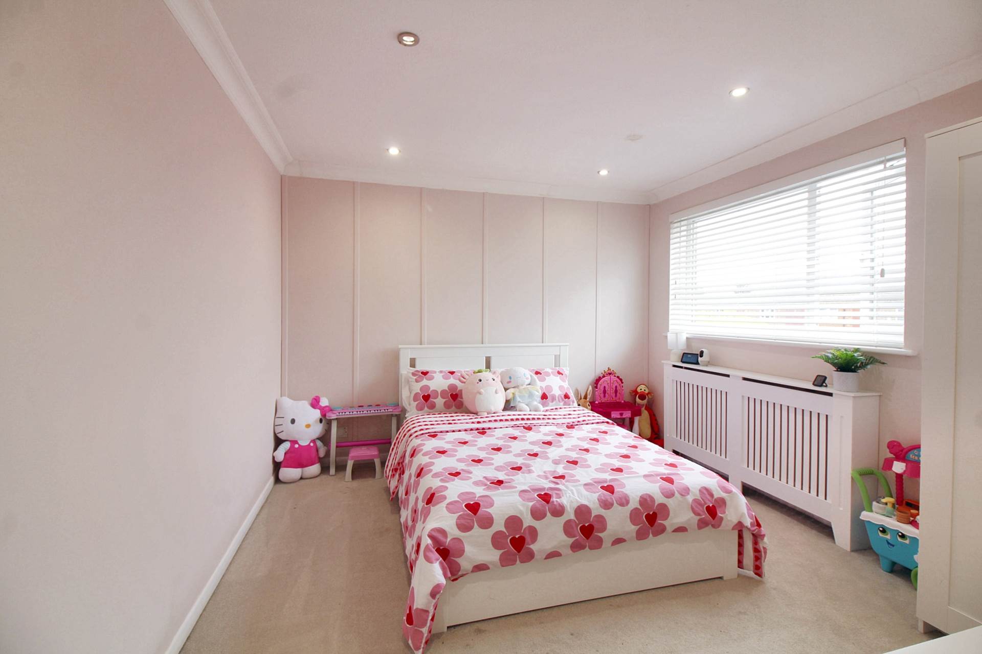 Cottesloe Terrace, Aylesbury, Image 9