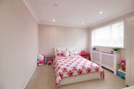 Cottesloe Terrace, Aylesbury, Image 9