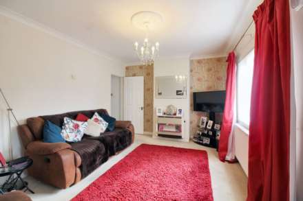 Ceely Road, Aylesbury, Image 2