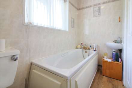 Ceely Road, Aylesbury, Image 8