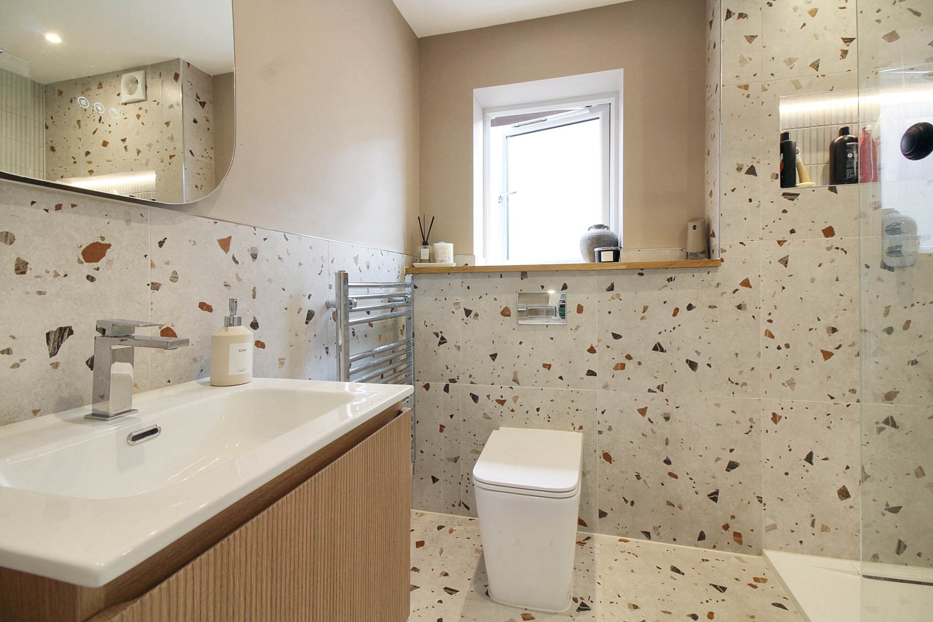 Queens Mead, Aylesbury, Image 11