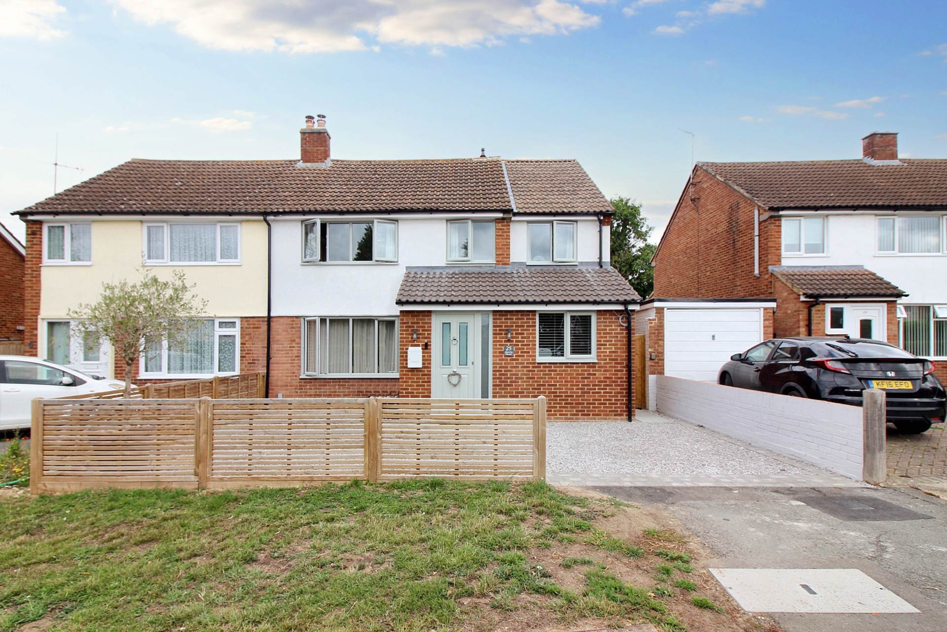 Queens Mead, Aylesbury, Image 20