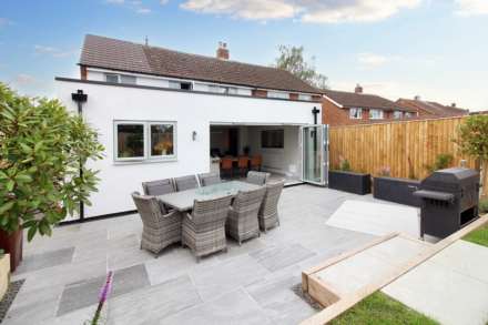 Queens Mead, Aylesbury, Image 18