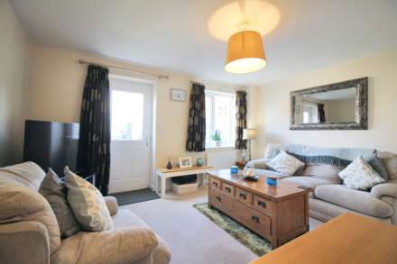 Turnham Close, Buckingham, Image 2