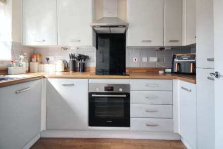 Turnham Close, Buckingham, Image 3