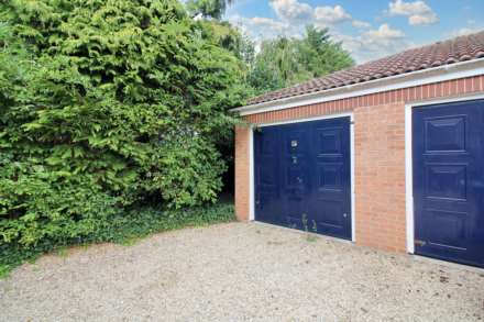 Mundys Farm Middle Road, Aylesbury, Image 3