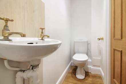 St. James House, Aylesbury, Image 8