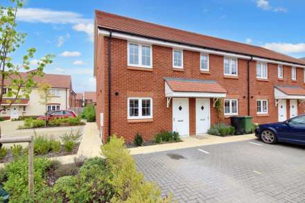 Charlie Jones Road, Thame, Image 1