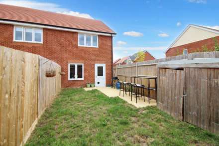 Charlie Jones Road, Thame, Image 10
