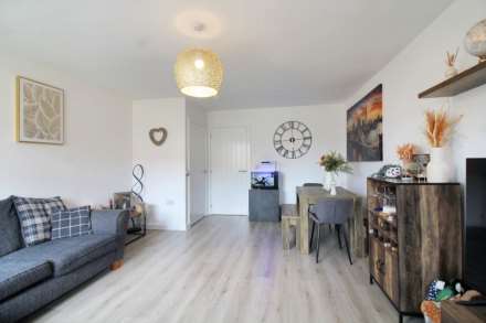 Charlie Jones Road, Thame, Image 5