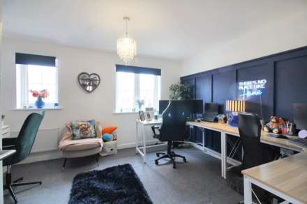 Charlie Jones Road, Thame, Image 7