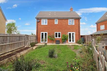 Topaz Lane, Aylesbury, Image 13
