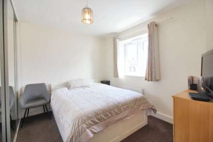 Topaz Lane, Aylesbury, Image 14