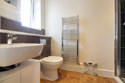 Topaz Lane, Aylesbury, Image 15