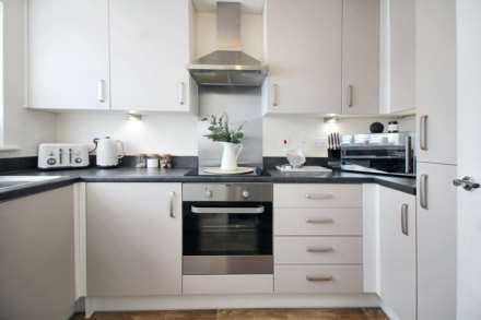 Orrell Place, Winslow, Image 3
