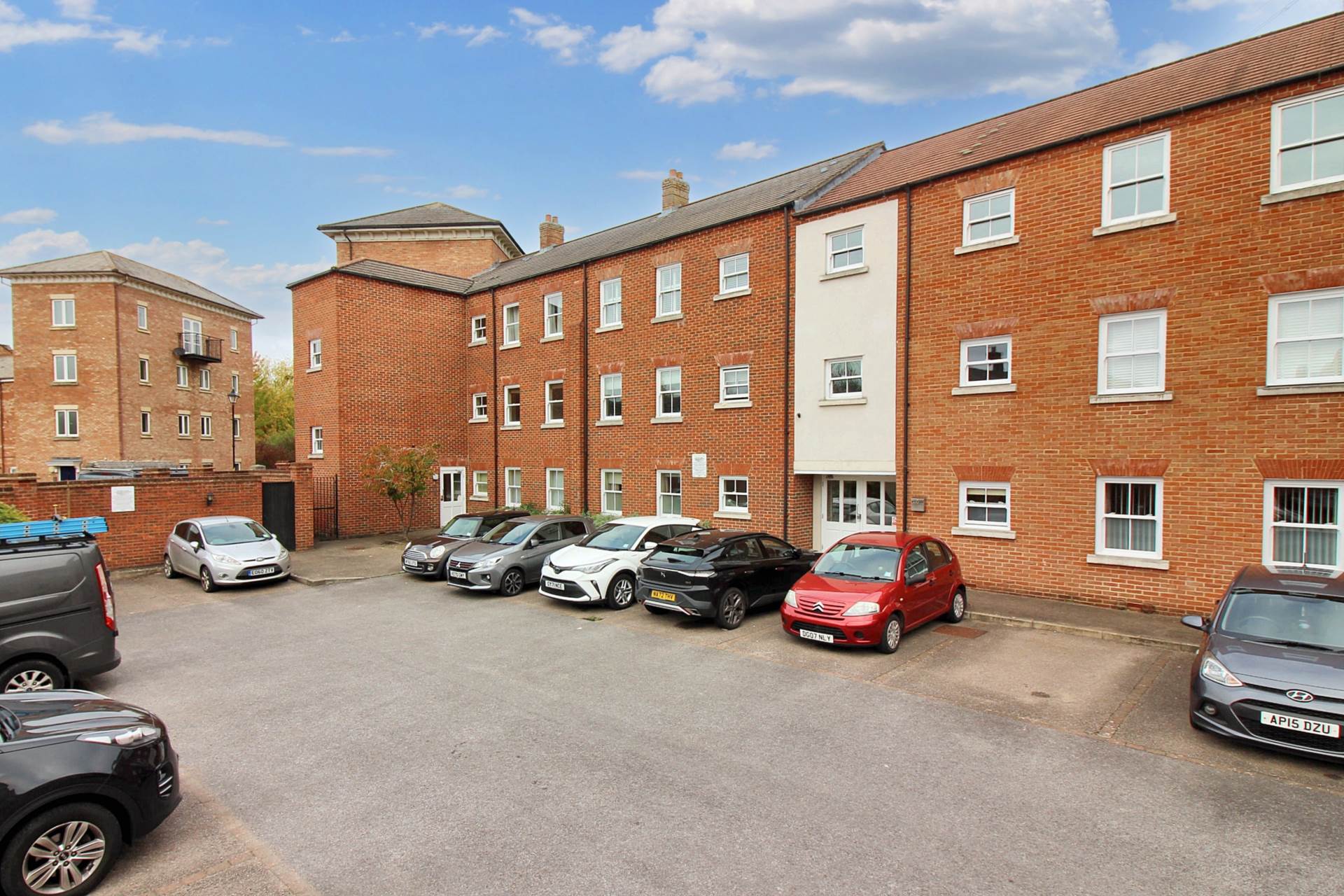 Stafford Keep, Fairford Leys, Image 9