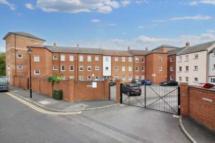 Stafford Keep, Fairford Leys