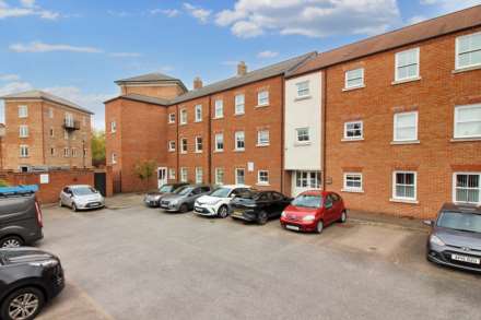 Stafford Keep, Fairford Leys, Image 9
