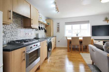 Ossulbury Lane, Aylesbury, Image 2