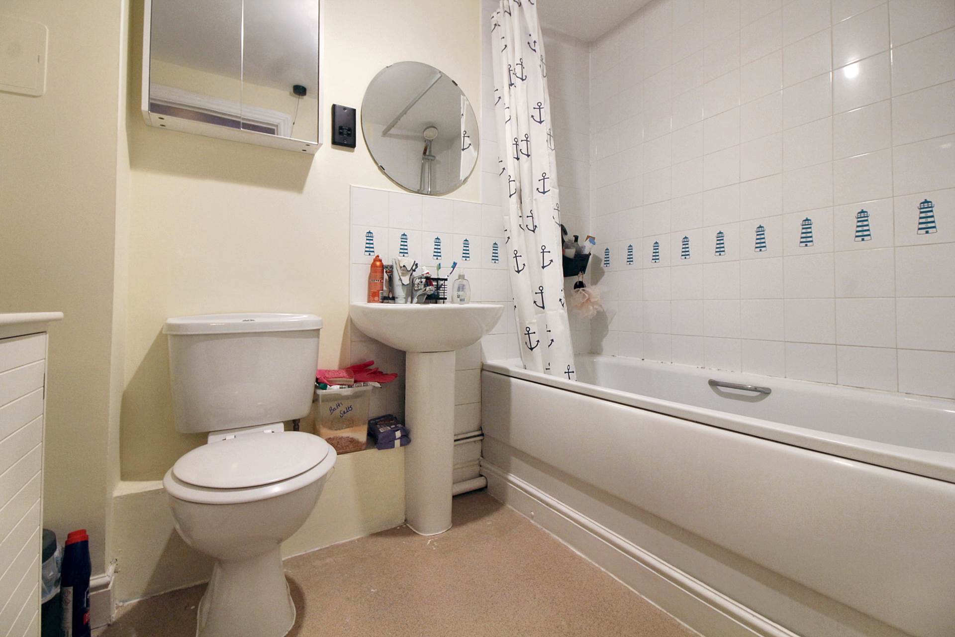 Florey Gardens, Aylesbury, Image 3