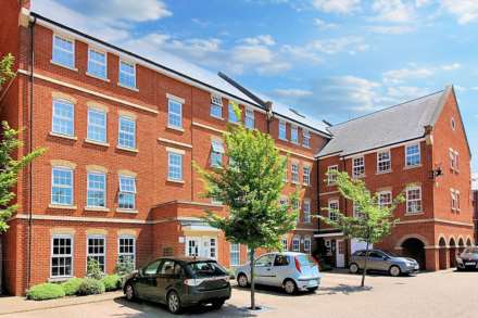 Property For Sale Florey Gardens, Aylesbury