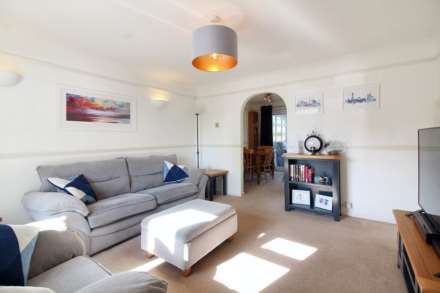 Deverill Road, Aylesbury, Image 2