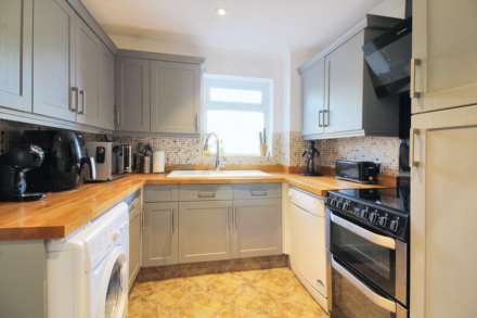 Deverill Road, Aylesbury, Image 3