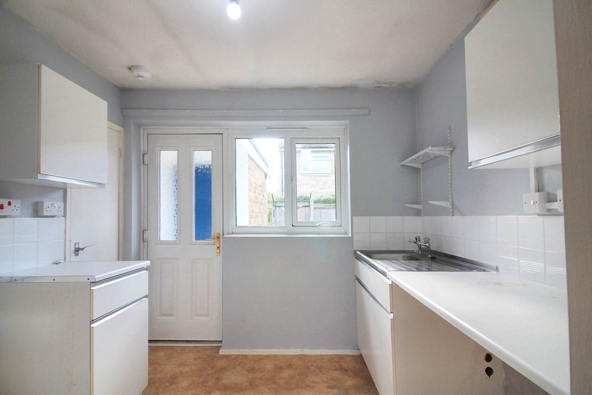 Manor Road, Akeley, Image 4