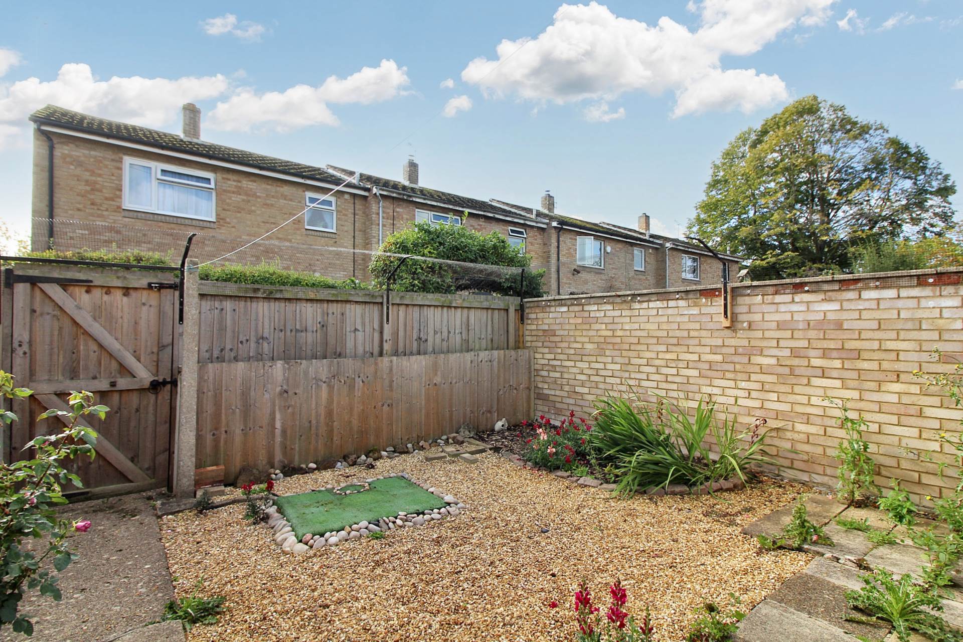 Manor Road, Akeley, Image 7