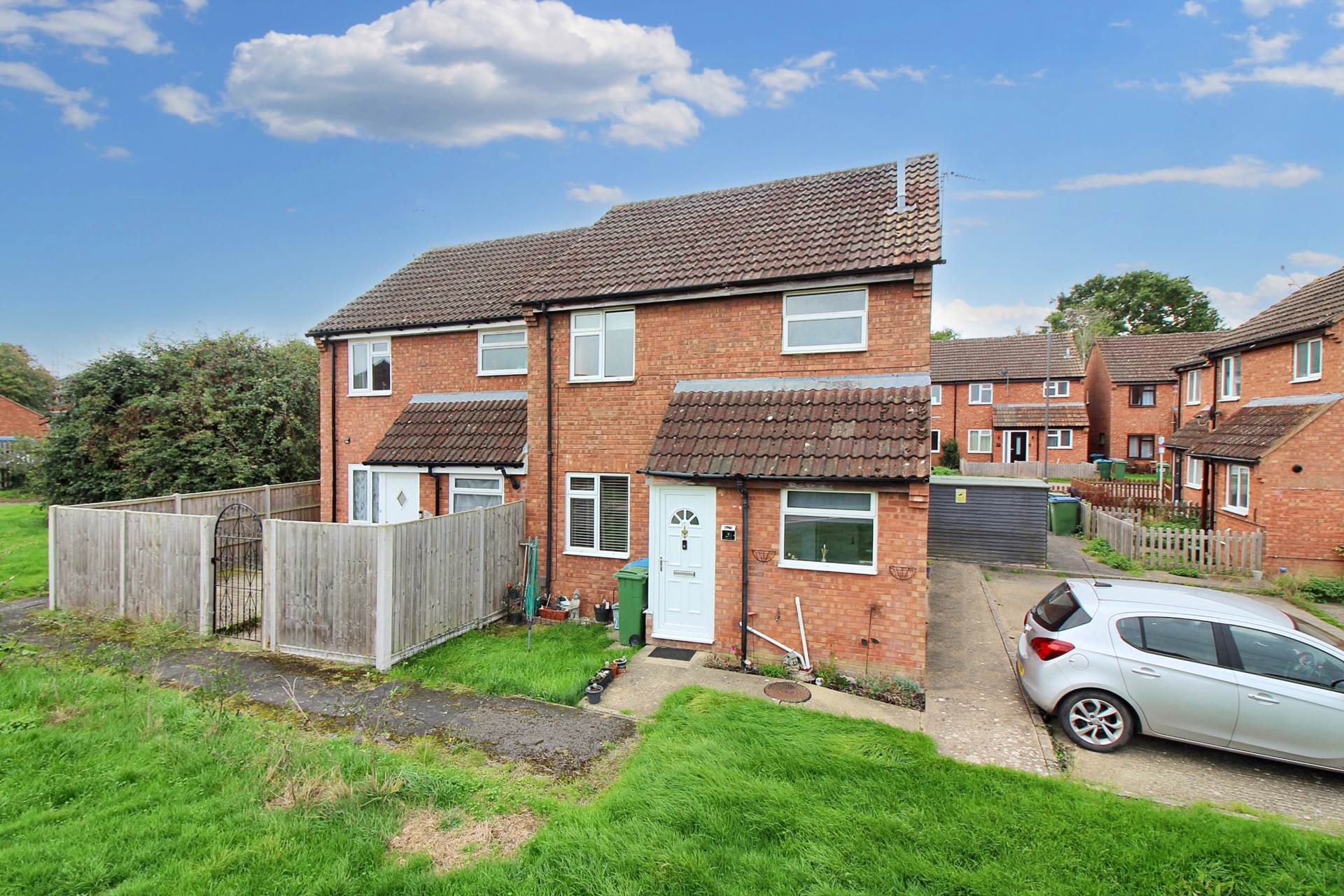 Meredith Drive, Aylesbury, Image 1