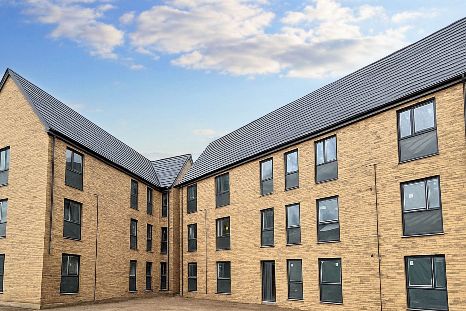 Senepol Avenue, Milton Keynes, Image 1