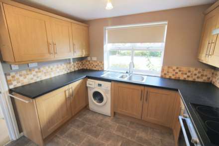 Guillemot Way, Aylesbury, Image 6