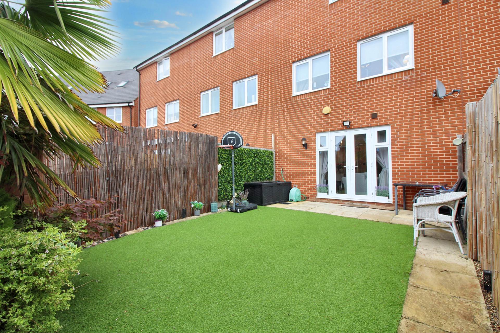 Purnell Walk, Aylesbury, Image 7